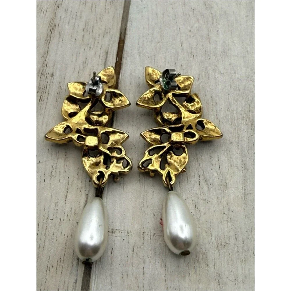 Vintage Gold Floral Drop Earrings with Pearl Teardrops